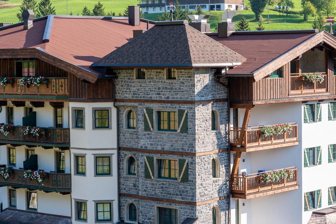 Hotel Jagdschloessl Kirchdorf in Tirol Bagian luar foto